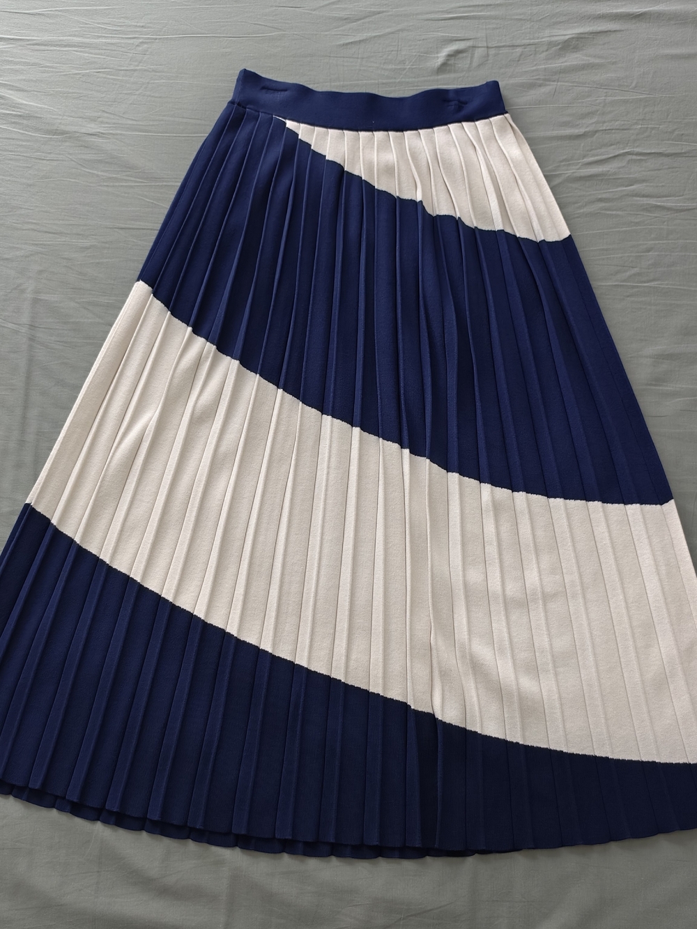 MaxMara WEEKEND A-Line Midi Skirt